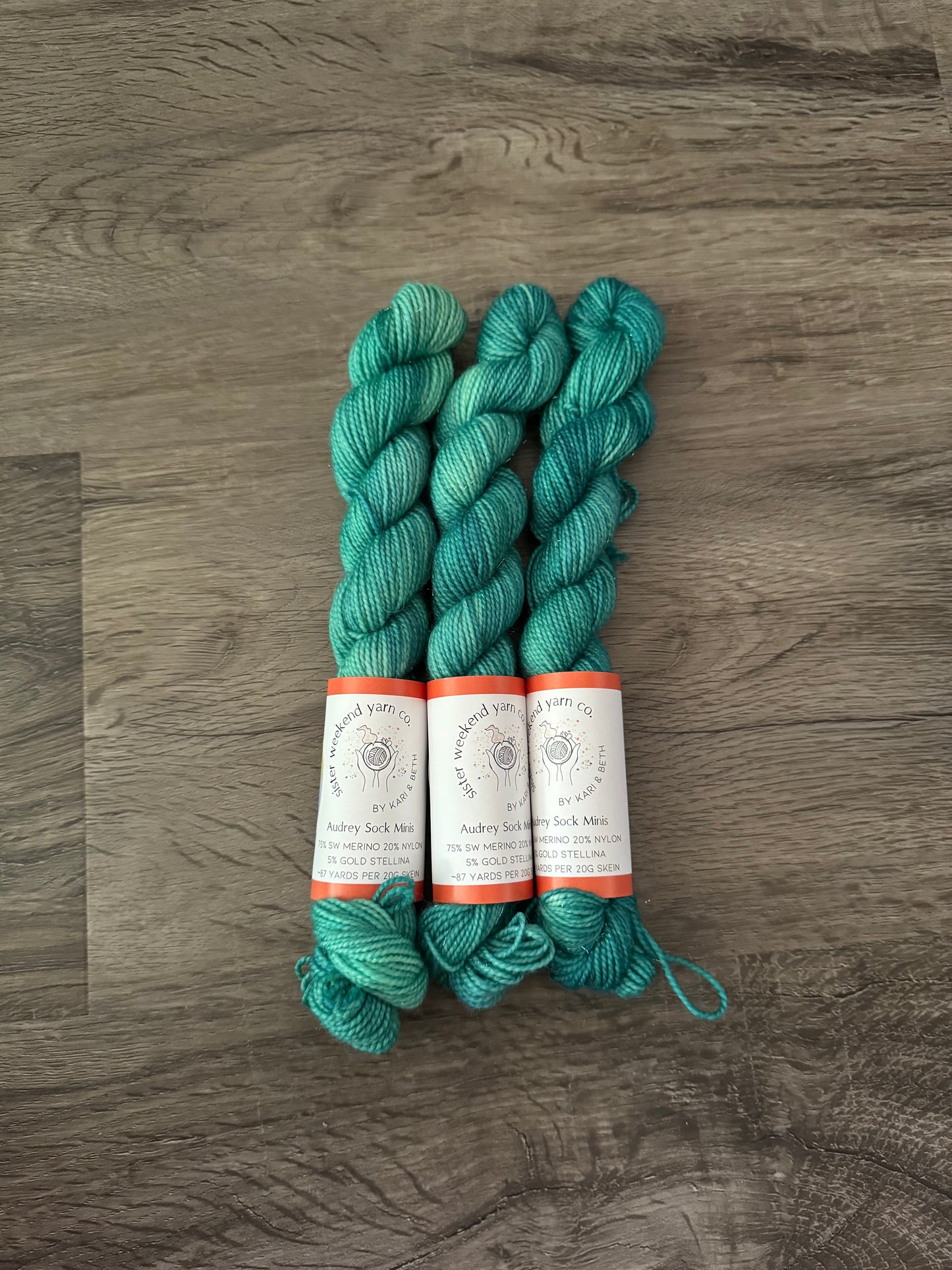 Mermaid Tail (Audrey Sparkle Sock Mini)