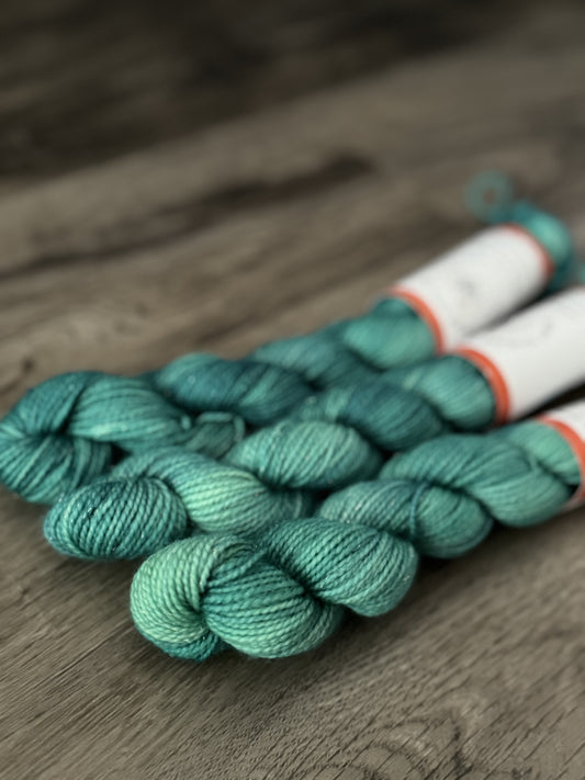Mermaid Tail (Audrey Sparkle Sock Mini)